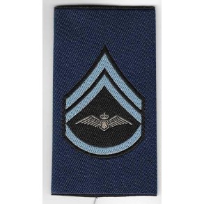 Flyvevbnet skulderstrop, Korporal