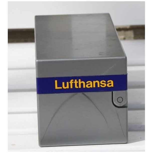 Lufthansa DC 10 - Cargo container - Senegal, Afrika