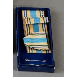 ske med bnd f. UN medalje (3)