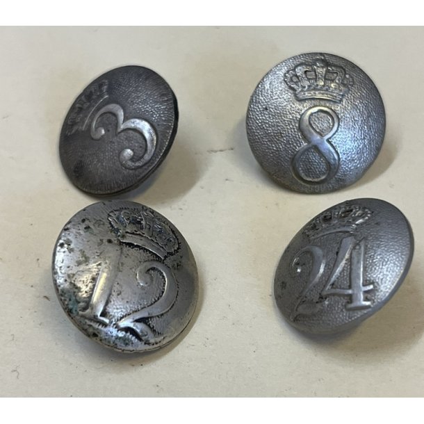 Danmark : Bataljons knapper - 4 stk. - � 18 mm