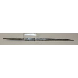 Klinge - in bedarf von einen Aufputzung