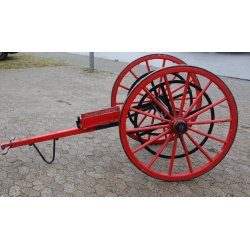 Brandvsen : Antik slangevogn med jernbeslede trhjul (108 cm)