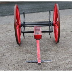 Brandvsen : Antik slangevogn med jernbeslede trhjul (108 cm)