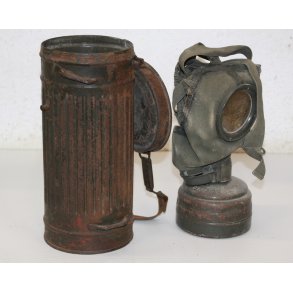 German container for gasmask