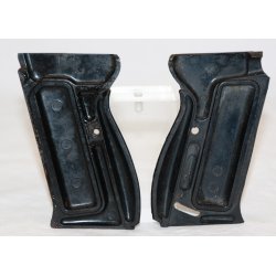 48 Grips (Set) - one has a small crack on the back