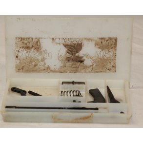 Tungt maskingev�r M/50 - Reservedels�ske med indhold