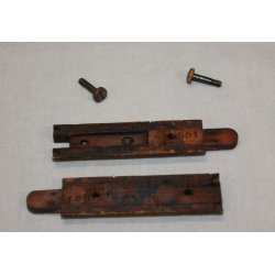 Sweden bayonet model 1914 + 15 : wooden grips with screws