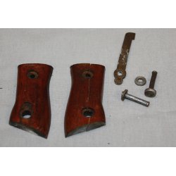 Fransk bajonet model 1874 : tr�grebskaller med skruer