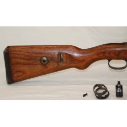 III. Reich Mauser stock f. K98 K complete with handguard, buttplate etc.