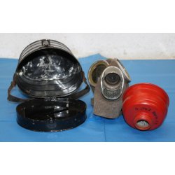 Dansk civilgasmaske 2. verdenskrig i sort metald�se