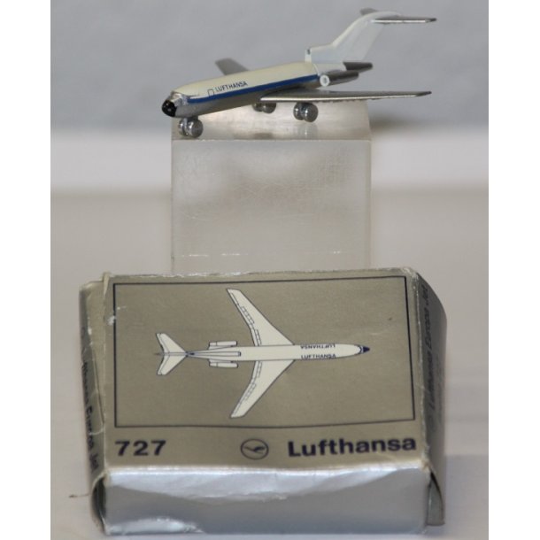 SCHUCO: Lufthansa Boeing 727