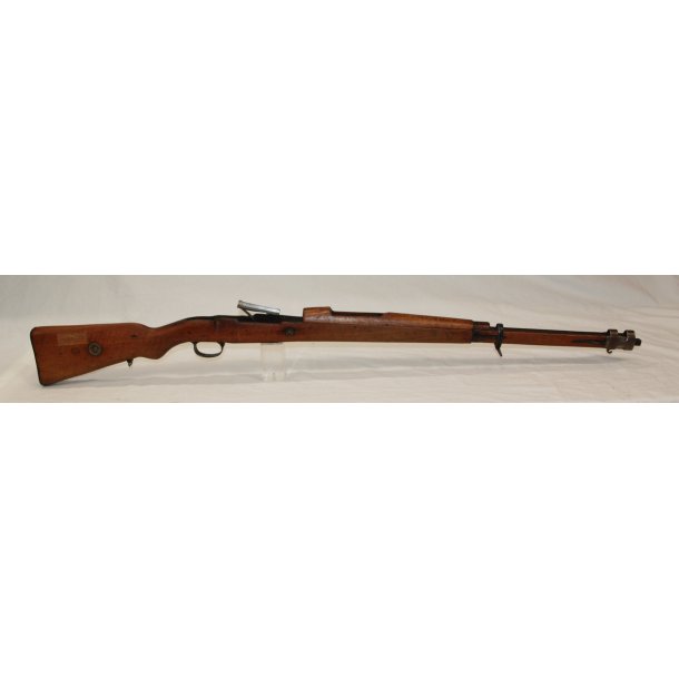 Mauser rifle 98 complete with handguard and many other fittings