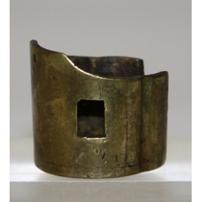 Barrel ring in bras - front