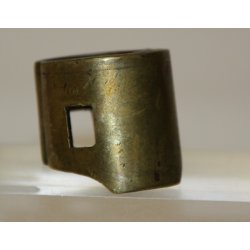 Barrel ring in bras - front