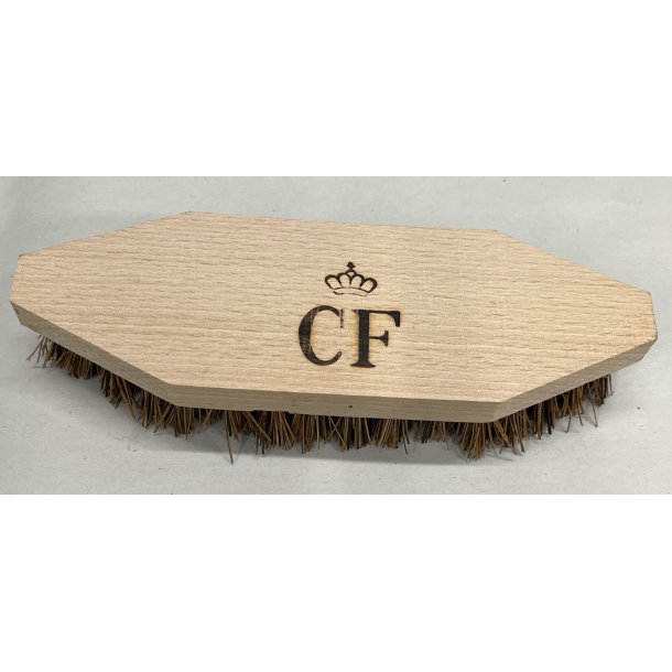 Skurebrste trhndtag med naturhr