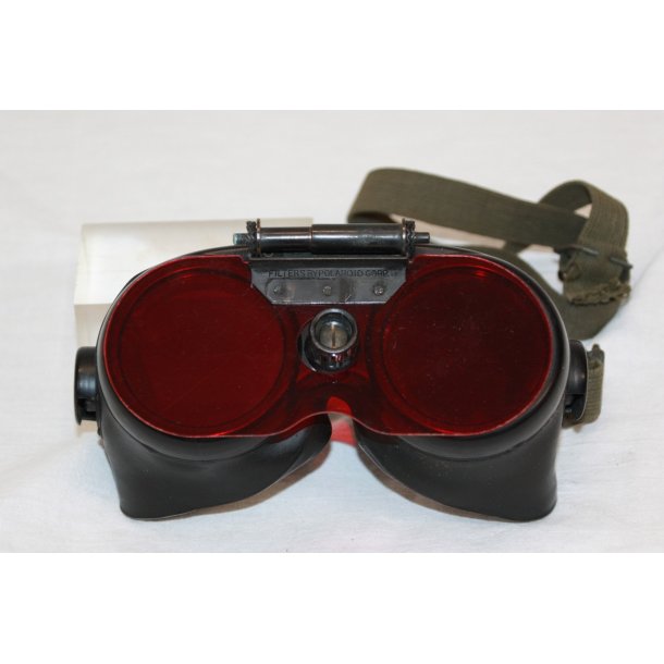 Glasses f. anti-aircraft personnel