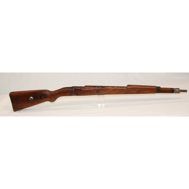 Mauser stock f. 98 K (1937) complete with matching numbers handguard, buttplate etc.