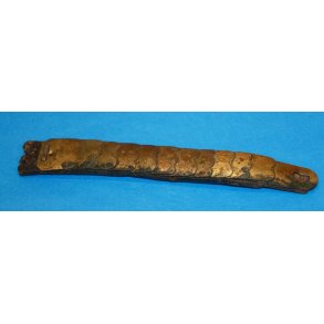 Et stykke hagerem fra en hjelm - 14 cm