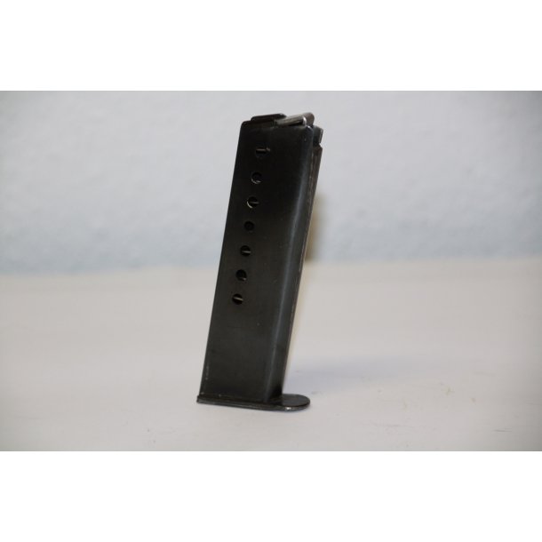 SIG 210 Magazine - 1. choise 