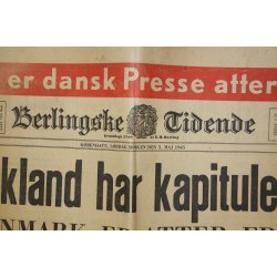 Original udgave af Berlingske Tidende dateret l�rdag den 5. maj 1945.