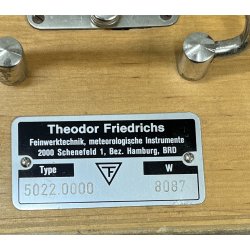 Meteorologisch Instrument (mbar) in Holzkiste