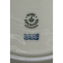 Royal Copenhagen, dyb tallerken, hvid  24,5 cm