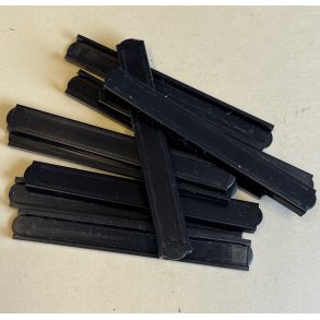 Cartridge clip f. cal 5.56 x 45 (.223) - plastic