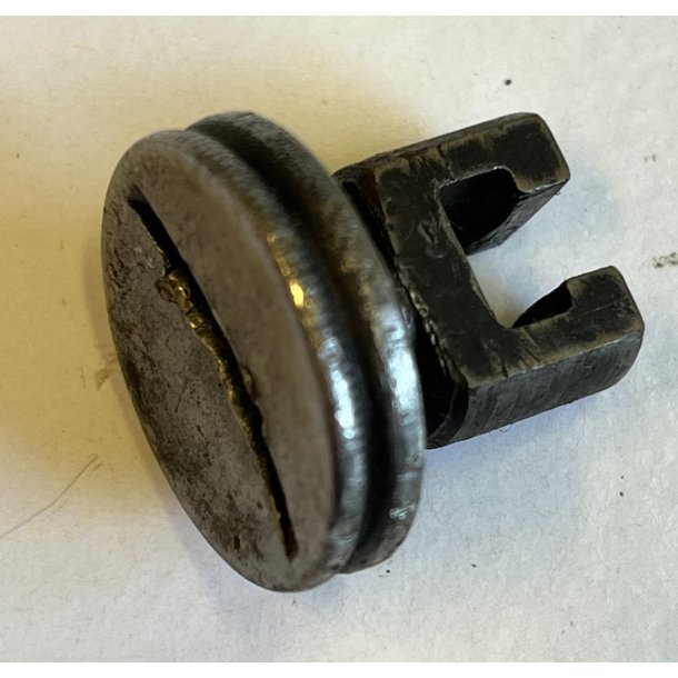 43 - Holder for firing pin (rear)