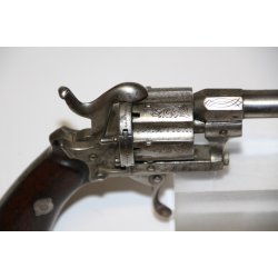 En lille - meget fin - Belgisk Pinfire Revolver