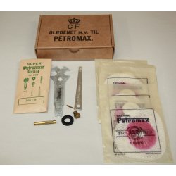 Tilbud - ske med 7 originale Petromax net + 1 reservedelsst