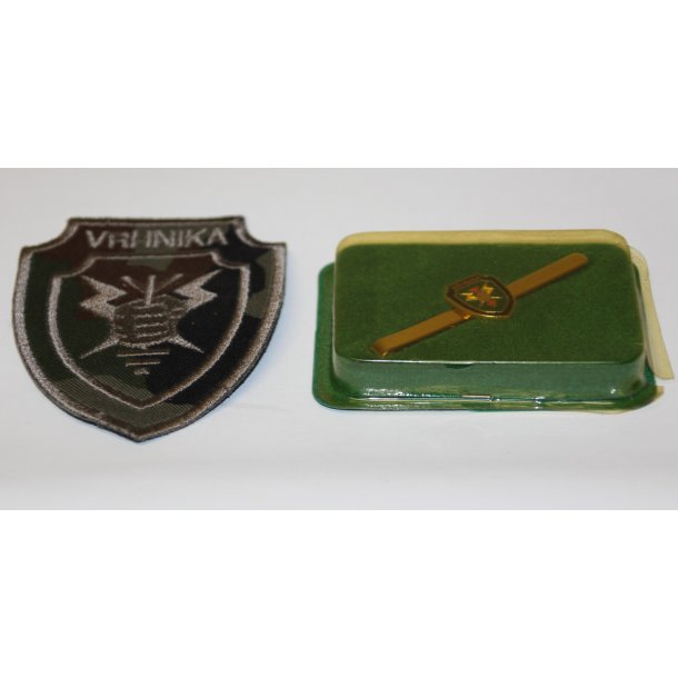 Slovenia: Tie pin + fabric badge