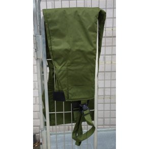 Rain pants for dispatched rider