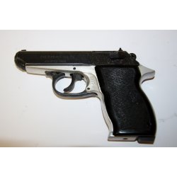 Rum&aelig;nien: Pistol M/74