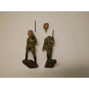 LINEOL soldiers - 2 pcs. (broken)