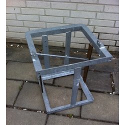 Holder for to jerrycans