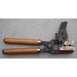Bullet mould and moulding plier 445 diameter (Lee)