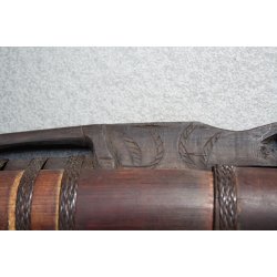 Afrika: K&ouml;cher f&uuml;r Pile zu Blasrohr