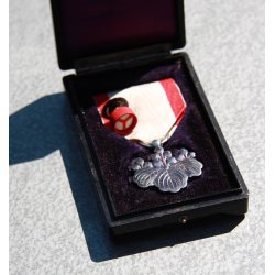 Order of the rising sun, 8th class (Japan)