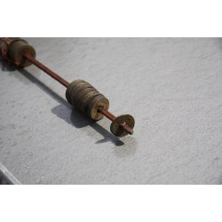 China: Schwert aus M&uuml;nzen