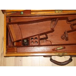 Antigue gun case marked U.S.
