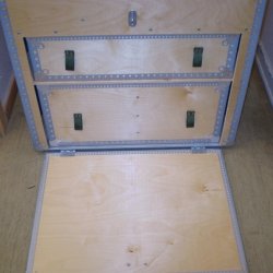 PLYFA KASSE med skuffer