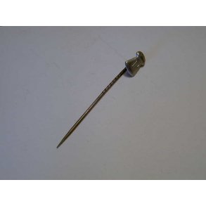 Nål.